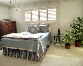 Queen Size Bedding, Faux Plants