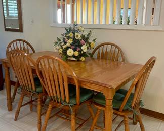 Vintage Solid Wood Dining Table with 6 Chairs