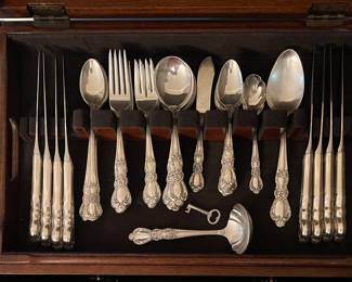1847 Rogers Bros Heritage Silverplate Flatware
