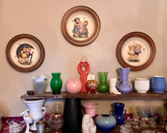 MCM Carmart Artware Pink Ball Flower Frog Vase, Hummel Plates, Colored Glass Vases, Fenton