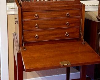 Henkel Harris Federal Style Silver Chest, Silverplate Flatware