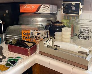 Vintage Tom’s Peanut Jar-no lid, Small Kitchen Appliances