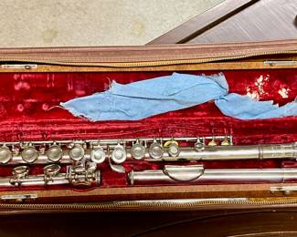 Vintage Bundy Selmer Flute in Hard Case