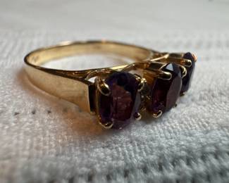 14K Gold with Amethysts Ring