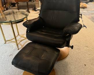 Free & Associates Limited Tufted Leather Lounger with Ottoman