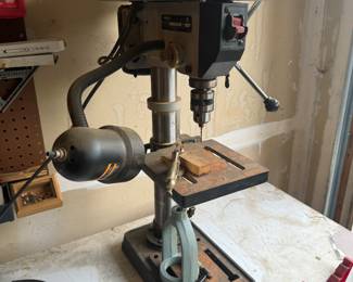 Delta Model DP200 10" Bench Drill Press