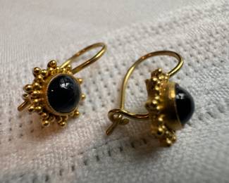 22K Gold & Black Onyx Earrings