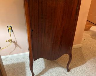 Antique Mahogany Music Cabinet (20"W x 16"D x 36"H)