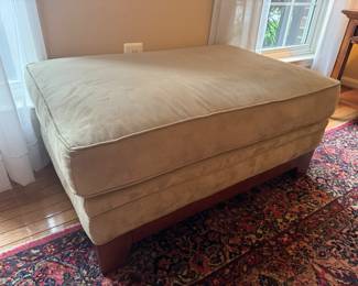 Craftmaster Microsuede Pale Green Upholstered Ottoman (27"D x 40"W x 18"H)