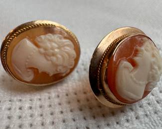 14K Gold Cameo Earrings