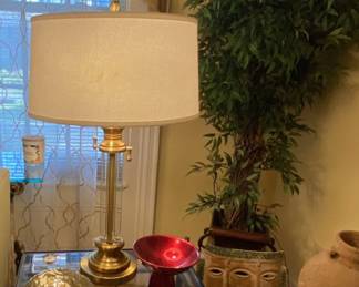 Side Table w/Decorations & Lamp in Formal LR
