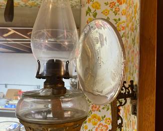 #1 Oil Lamp w/ Swing Arm & Reflector 