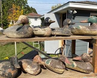 Antique Wooden Duck Decor Collection 