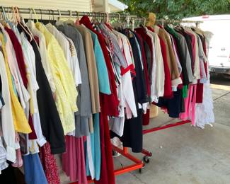VINTAGE 70 AND 80S CLOTHING 