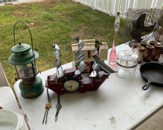 COLEMAN LIGHT, BOAT CLOCK