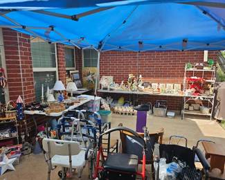 Medical equipment, decor