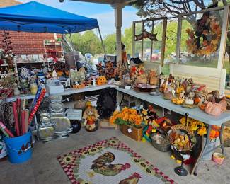 Halloween and Fall Holiday Decor