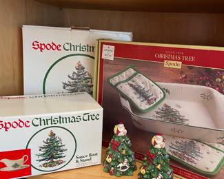 Spode Christmas Dining Set