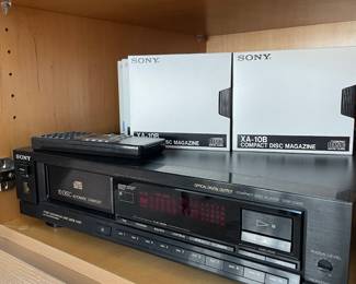 Sony 10 CD Compact Disc Changer –  CDP-C900