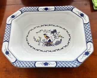 Georgetown Collection by Wedgwood with Volendam Pattern Serving Bowl, Tureen and Teacups
