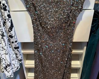 Adrianna Papell Gray Sequin Cocktail Dress - Size 4P

