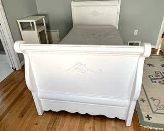 Twin Size Trundle Bed