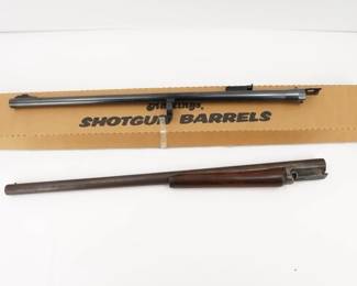 Make: Hastings/Misc
Model: Shotgun Barrel
Caliber: 12 GA
Condition: Very Good
2 total barrels, 1 Hasting with its box for Browning Shotgun and 1 unmarked break open shotgun barrel and foregrip.
