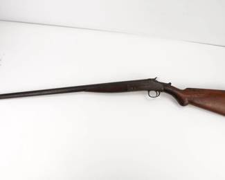 Make: H & R
Model: NMN
Caliber: 12 GA
Action: Break
Barrel: 28
Bore: Frosty
Serial # 98323
Condition: Good
H&R top break 12 ga shotgun features a 28” barrel. The shotgun is in good condition, showing signs of use and wear.
