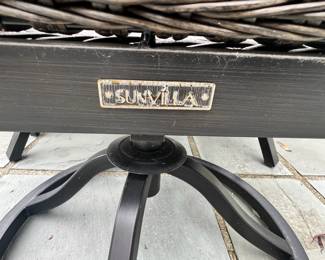 Sunvilla Patio Table  with 6 Chairs