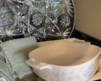 Corning Ware "Pastel Bouquet" 2 QT Casserole Dish
