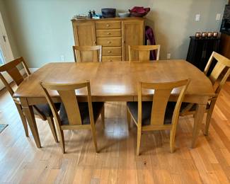 Ethan Allen 7 Piece Dining Room Set
