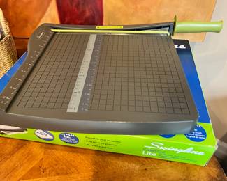 Swingline 12" Paper Cutter
