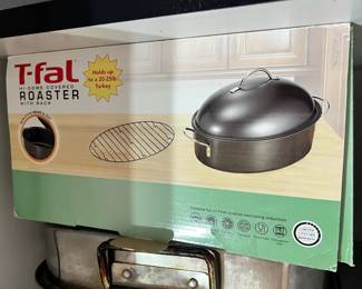 T-fal Hi-Dome Covered Roaster with Rack