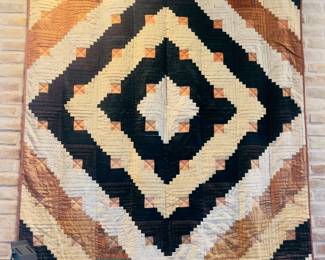 Stunning handmade quilt