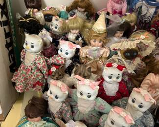 The biggest collection of Dolly Single dolls you will ever see. They need a good home