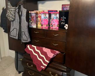 More Collectible Barbies!