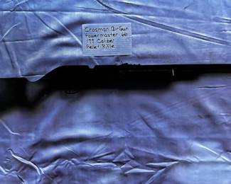 CROSSMAN AIR GUN POWERMASTER 66                               177 CALIBER PELLET RIFLE