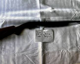 BROWNING 22 LONG RIFLE                                                              MADE IN BELGIUM