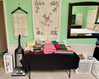 Sweet children’s quilts & bed and bath linens 