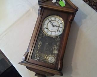 Alaron wall clock like brand new