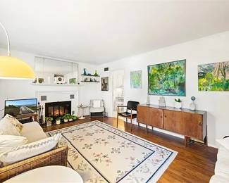 YONKERS MIDCENTURY MODERN HOME