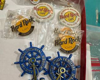 Vintage Hard Rock Cafe buttons & pins