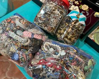 Mixed bags & Jars of Jewelry