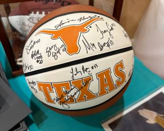 UT Basketball signed