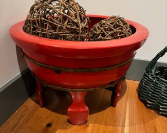 Decorative container