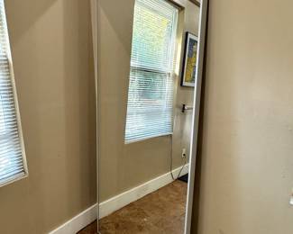 Full length workout mirror