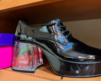 Mens and Women's shoes 