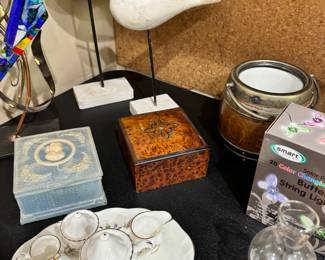 Knick Knacks and Decor