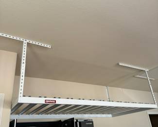 Onrax Garage rack 1/2