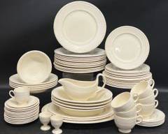 Fine WEDGWOOD EDME USA Patent 61298 China Dinner Plates, Salad Plates, Soup Bowls, Saucers, Tea Cups, Gravy Boat, Oval Dishes, Tray, and Egg Cups